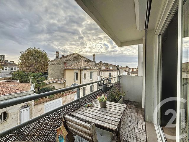 Appartement T3 à vendre - 3 pièces - 57,98 m2 - Bordeaux - 33 - AQUITAINE