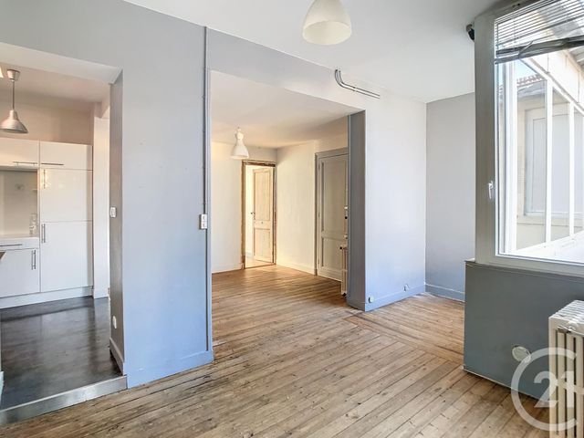 Appartement T4 à vendre - 4 pièces - 81,90 m2 - Bordeaux - 33 - AQUITAINE