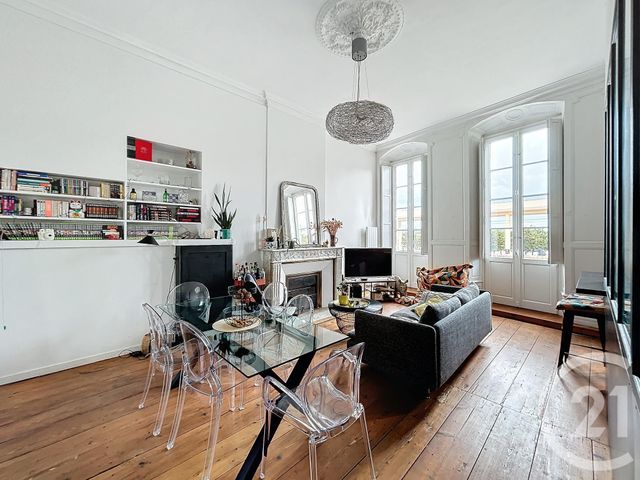 Appartement T3 à vendre - 4 pièces - 71,42 m2 - Bordeaux - 33 - AQUITAINE